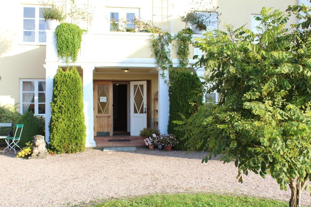 Talldungens Gardshotell Брёсарп Экстерьер фото